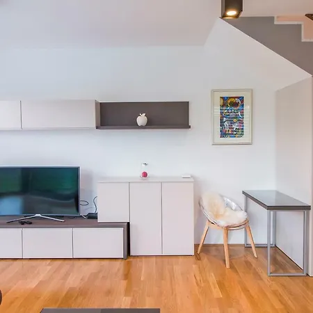 Apartmán Caisa- Luxury 20 M From The Sea Zadar