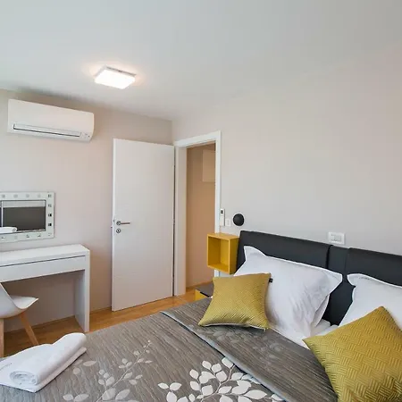 Caisa- Luxury 20 M From The Sea * Zára