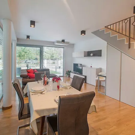 Apartman Caisa- Luxury 20 M From The Sea Zára